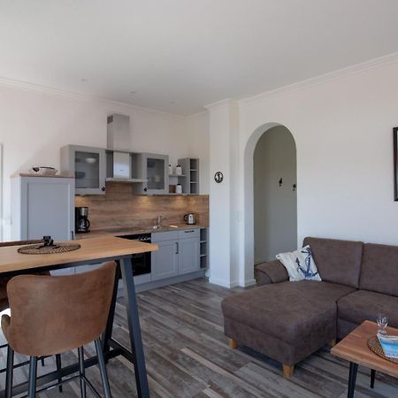 Ankerplatz Ueber Dem Hafen-Pub Apartment Pellworm Luaran gambar